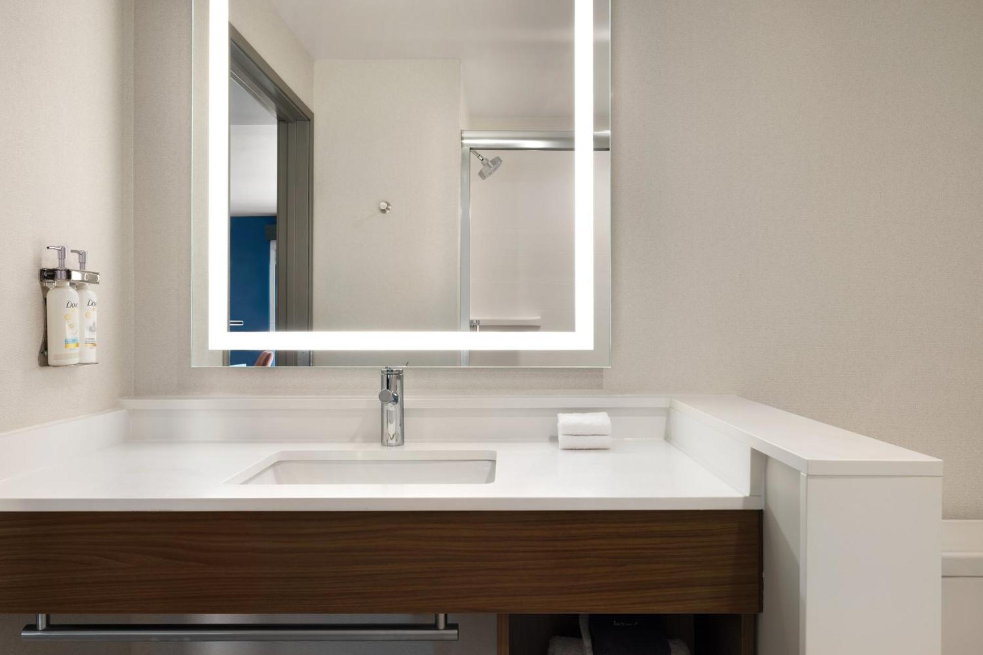Holiday Inn Express Cape Canaveral By Ihg Εξωτερικό φωτογραφία