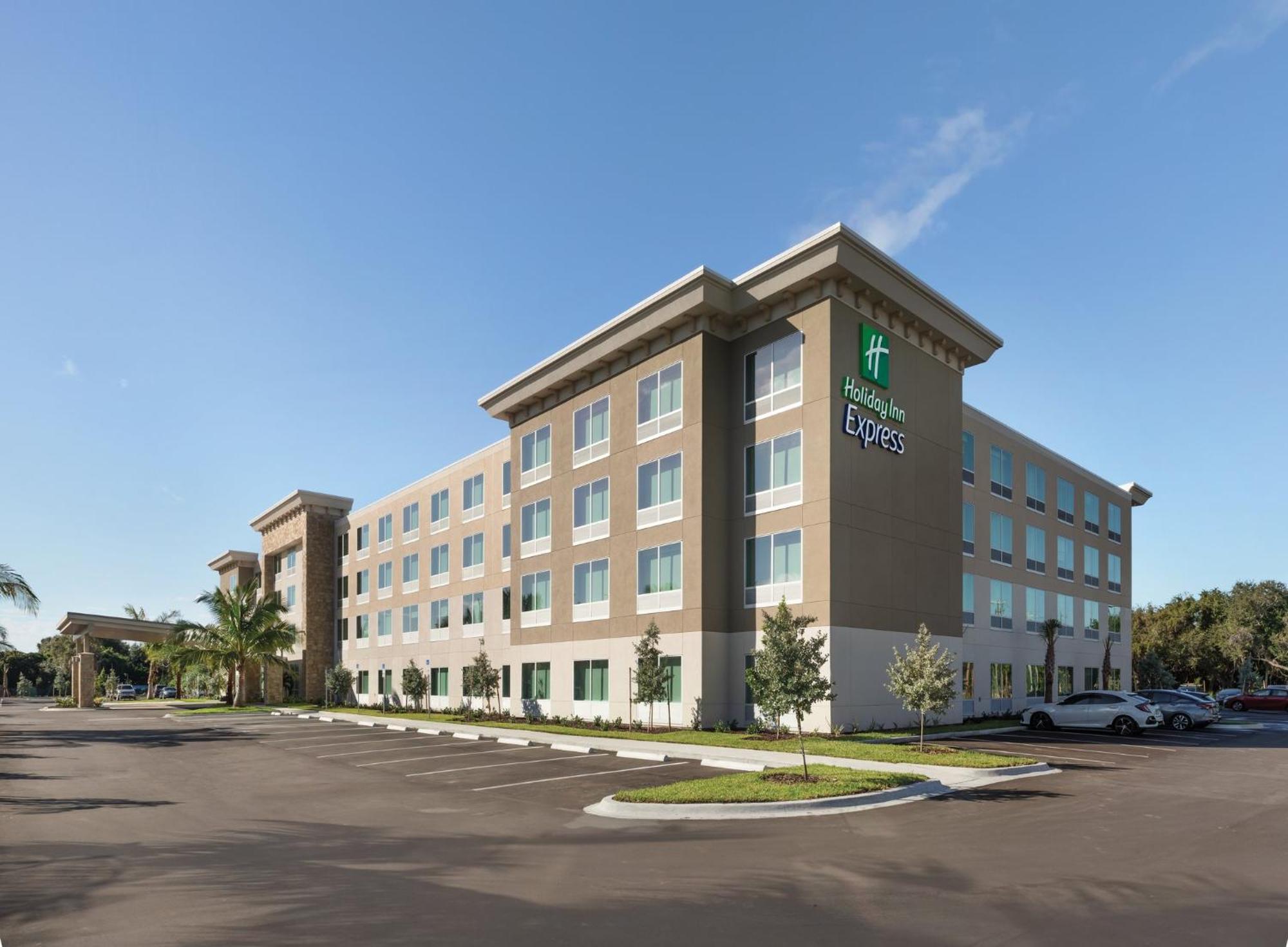 Holiday Inn Express Cape Canaveral By Ihg Εξωτερικό φωτογραφία